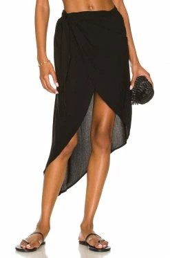 Promo π Indah Obsession Sarong In Black π―