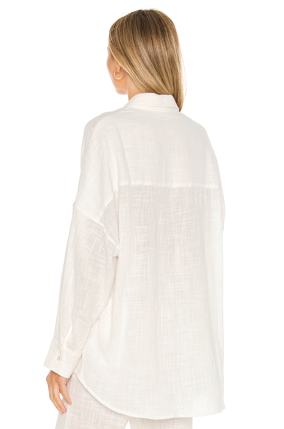 Brand new 𧨠Indah Como Oversize Button Up π Shirt In Ivory β¨ 4 Brand new 𧨠Indah Como Oversize Button Up π Shirt In Ivory β¨ - Image 4