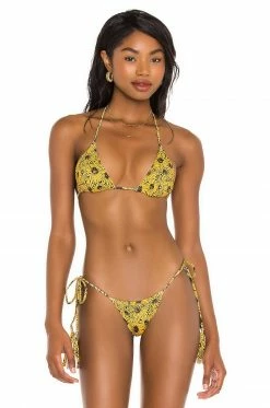 Hot Sale π Indah Tom Printed Triangle π Bikini Top In Sinar π―